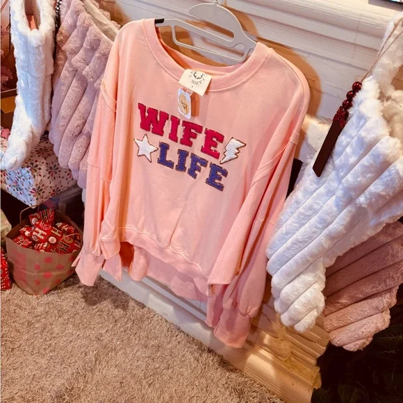 Wild Fable Oversized Graphic Sweater - Picture 5 of 7